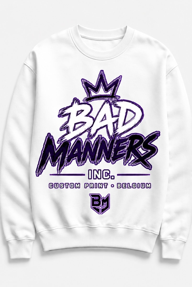 Outline Crown Crewneck in White, beschikbaar in unisexfit