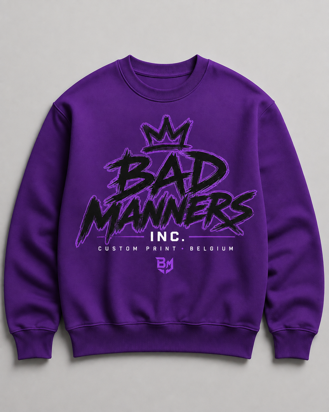 Black Crown Crewneck in Black, beschikbaar in unisexfit