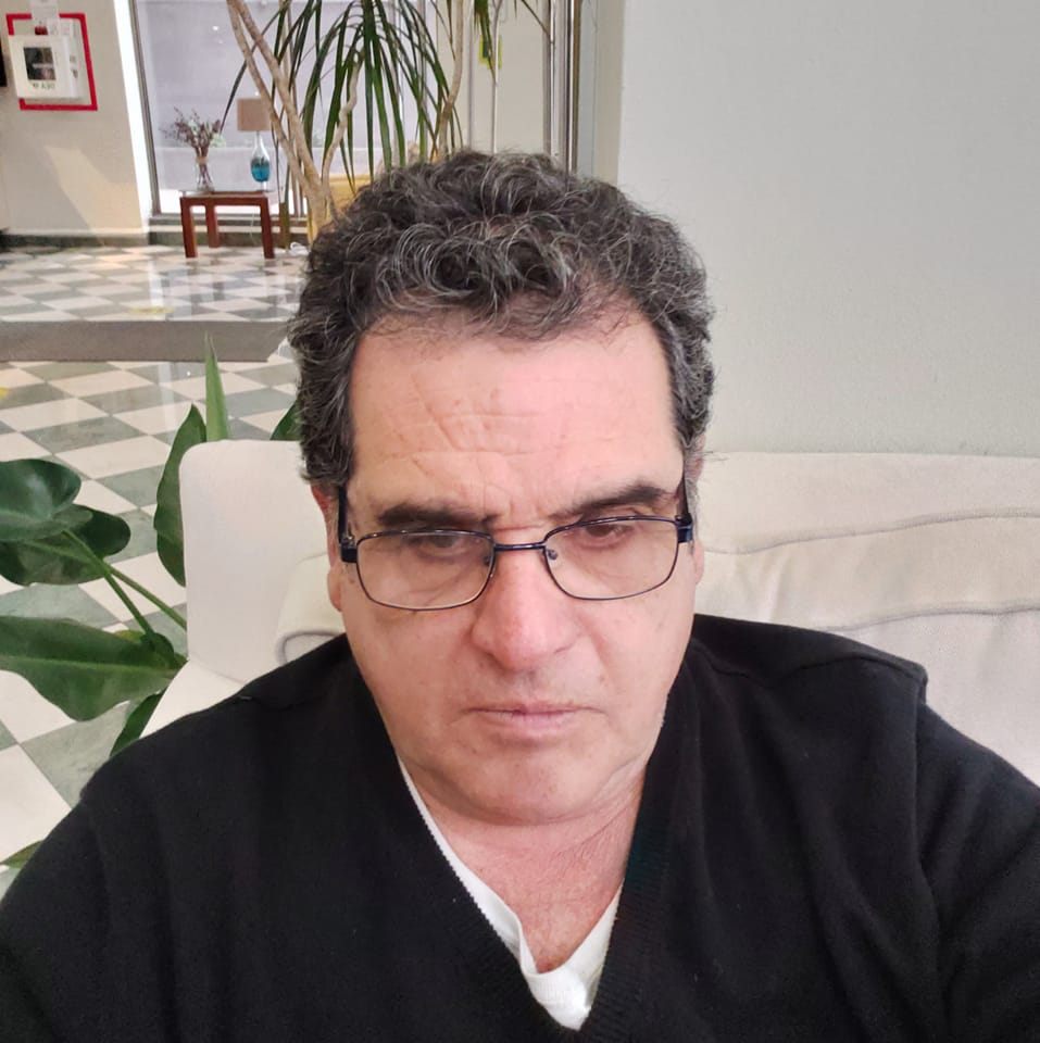 Héctor Sanhueza Oyarzún