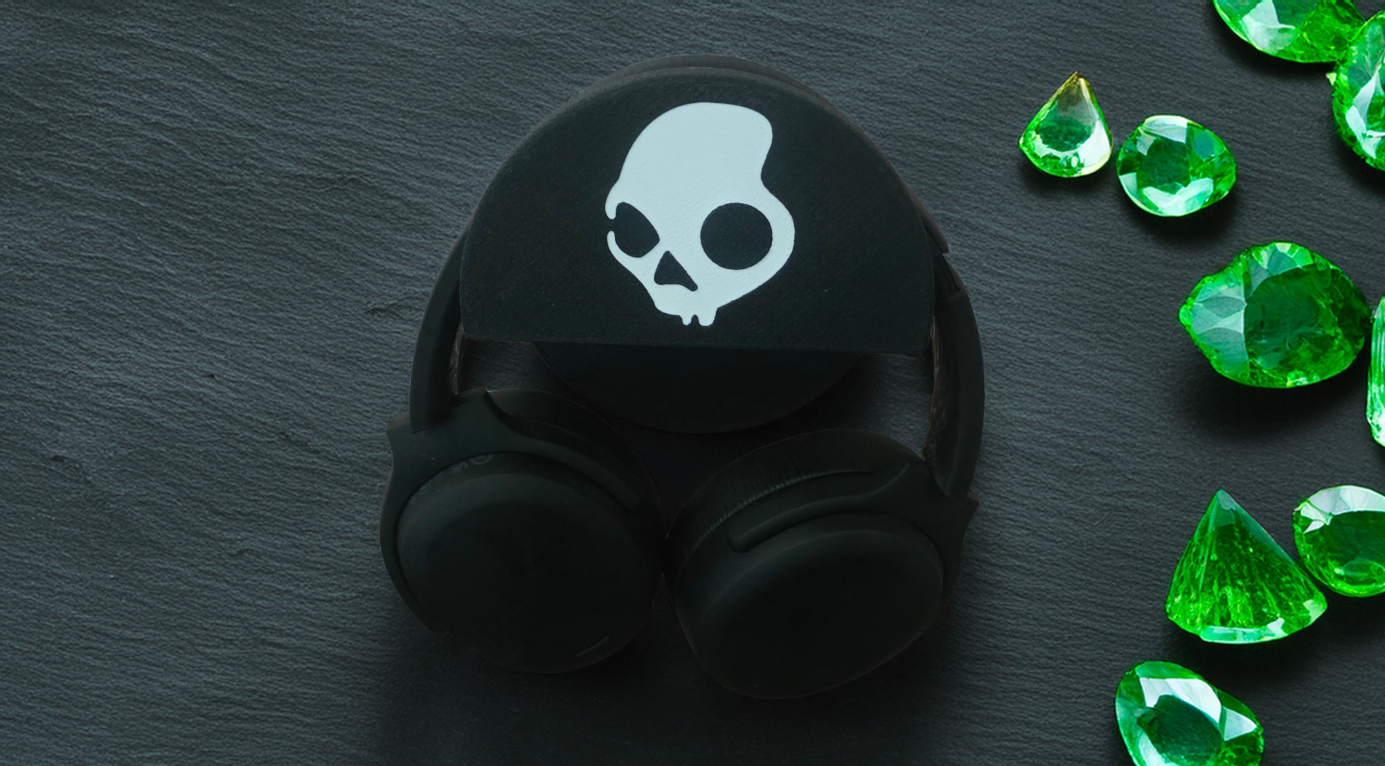 Custom wall mounted headphone holder, Practical Bits 3D printed by GoblinPrint