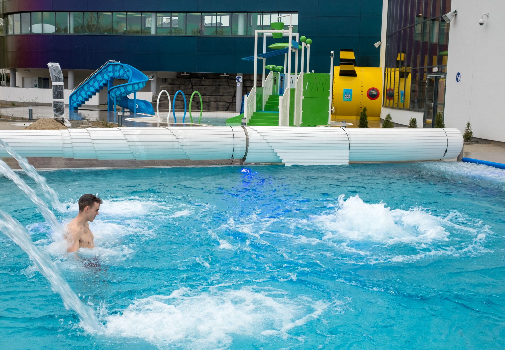 Vodní park Tychy – venkovní bazén a atrakce