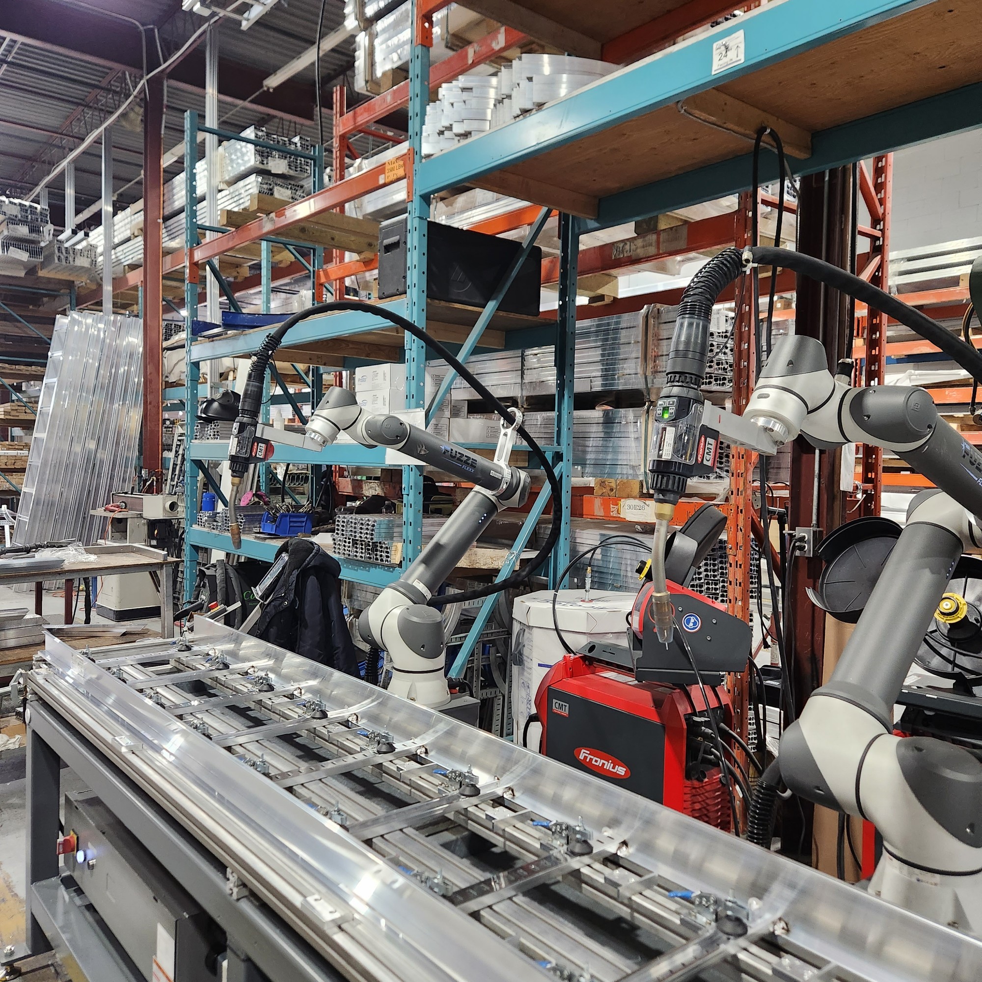 Zip Cable dual-cobot welding system