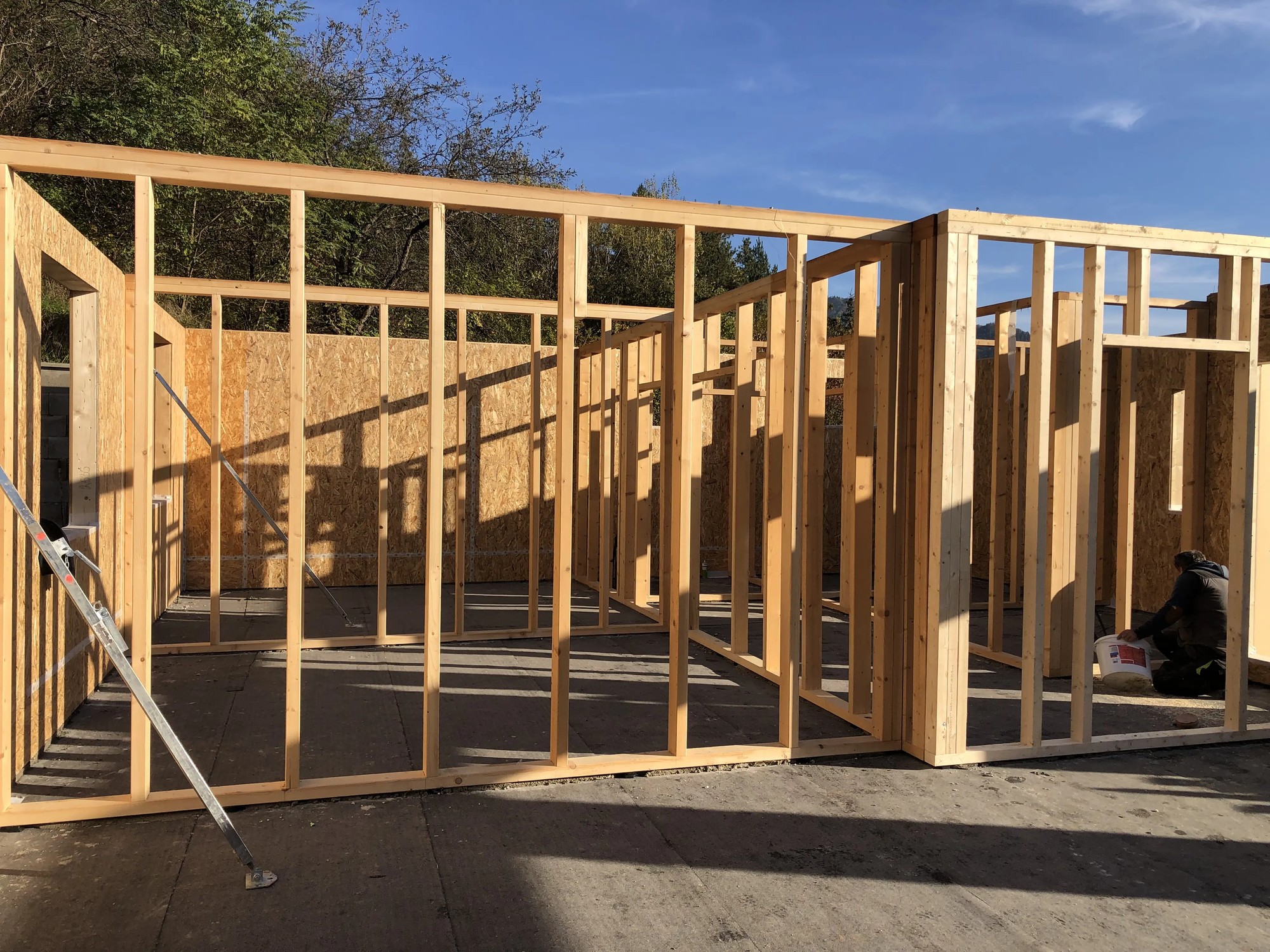 Montáž drevenej konštrukcie drevostavby