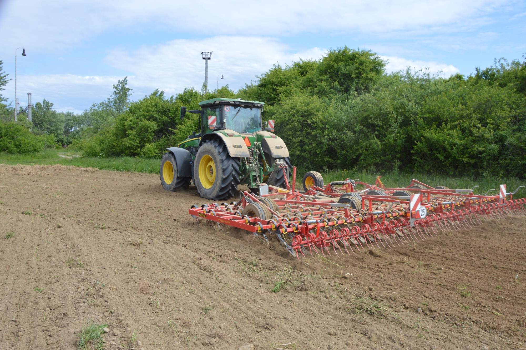 Sejba – kombinátor na poli