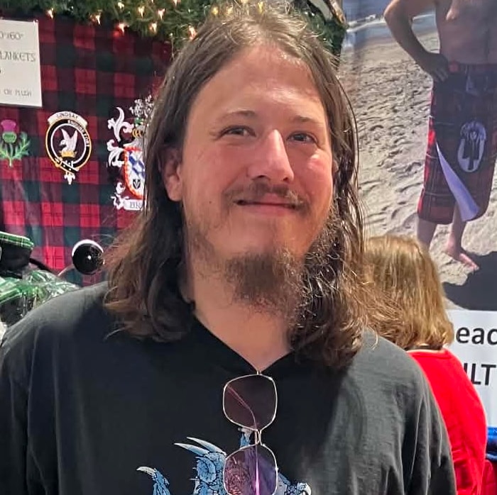 Lincoln T., Director and Cinematographer at Emergency Pineapple Studios LLC