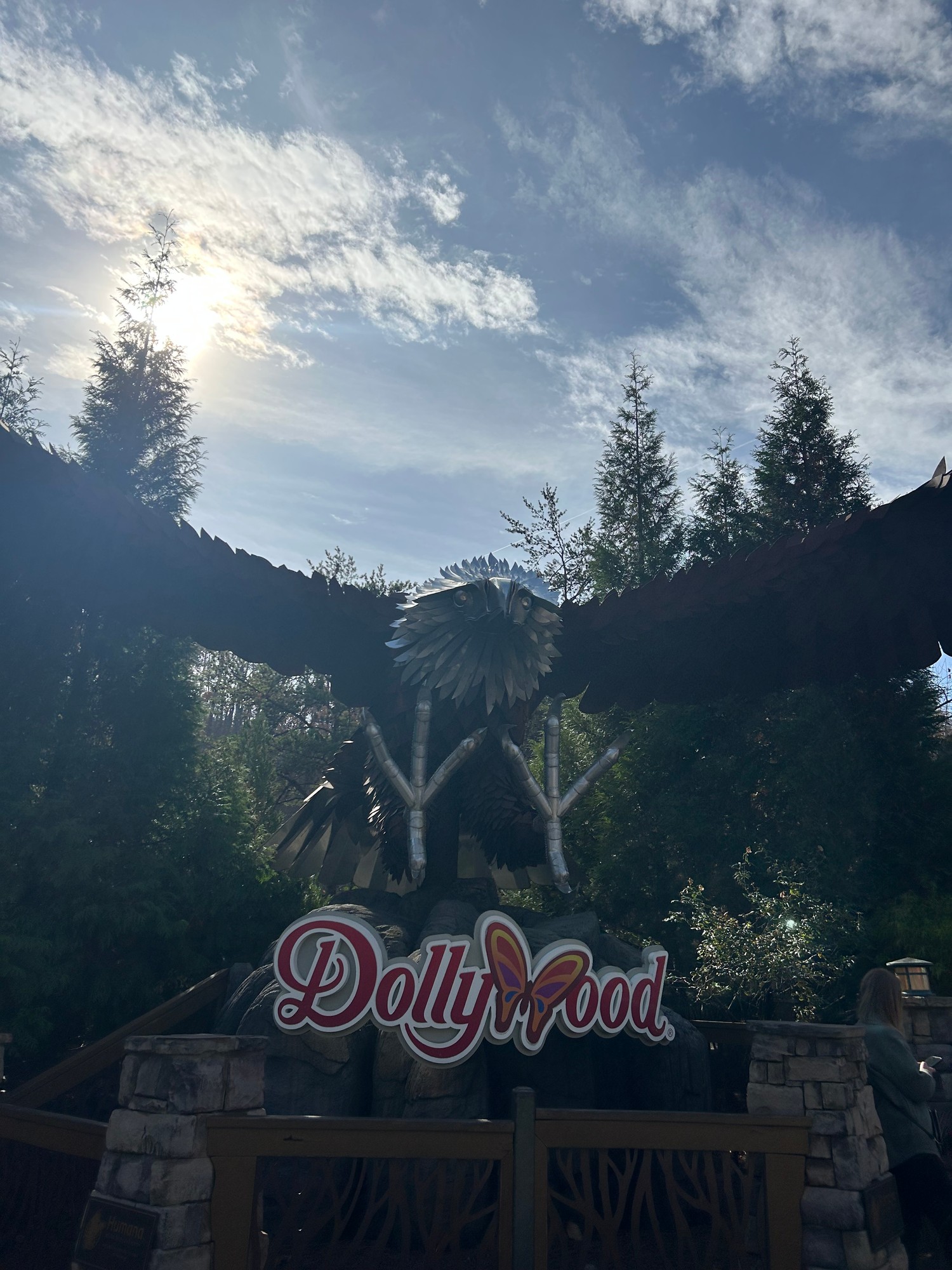 The Dollywood entrance sign, with the giant eagle spreading its wings above it