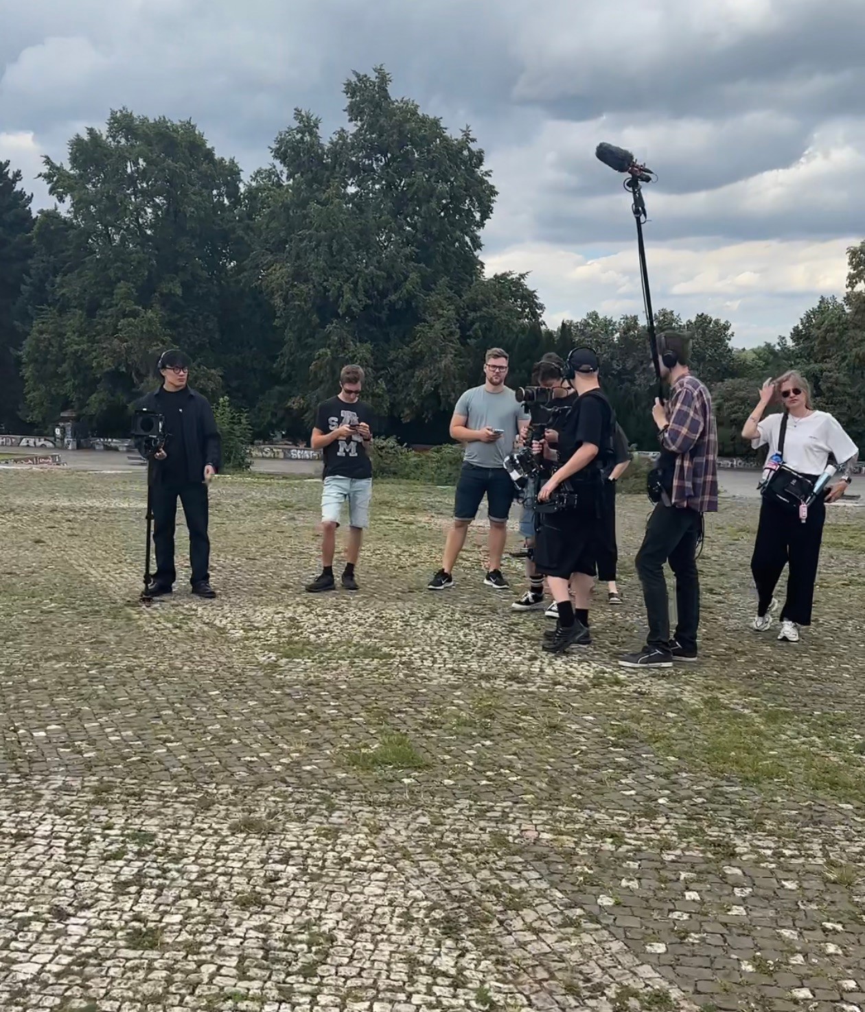 O2 Behind the Scenes 1