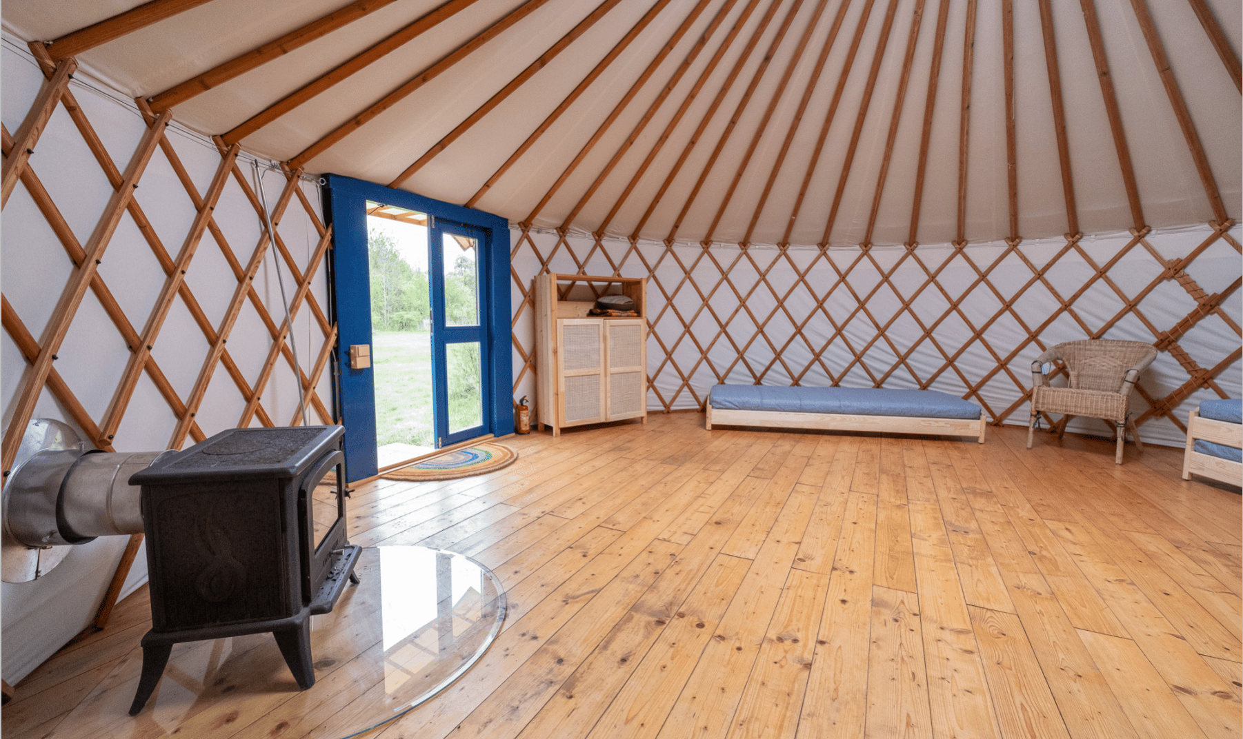 Jurtcamp — detaily prostoru