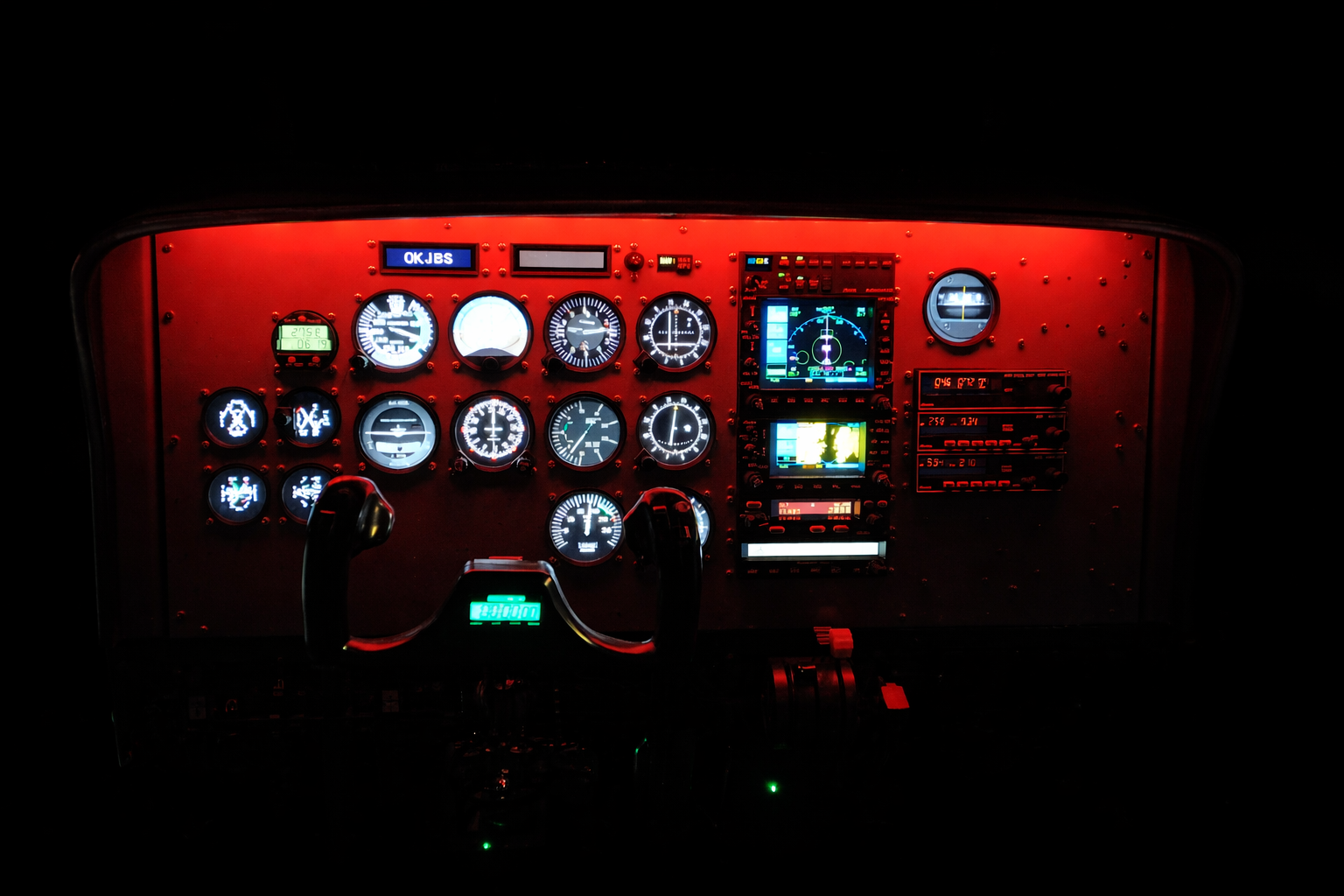 C172 Basic – noční pohled