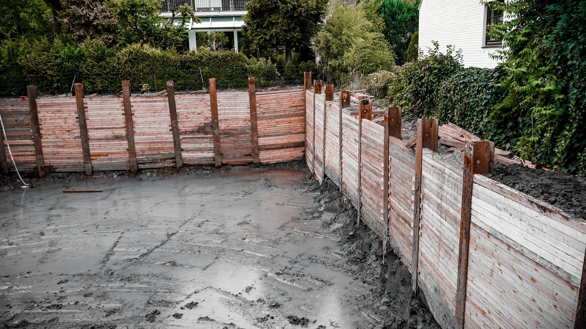 Verbauarbeiten auf der Baustelle