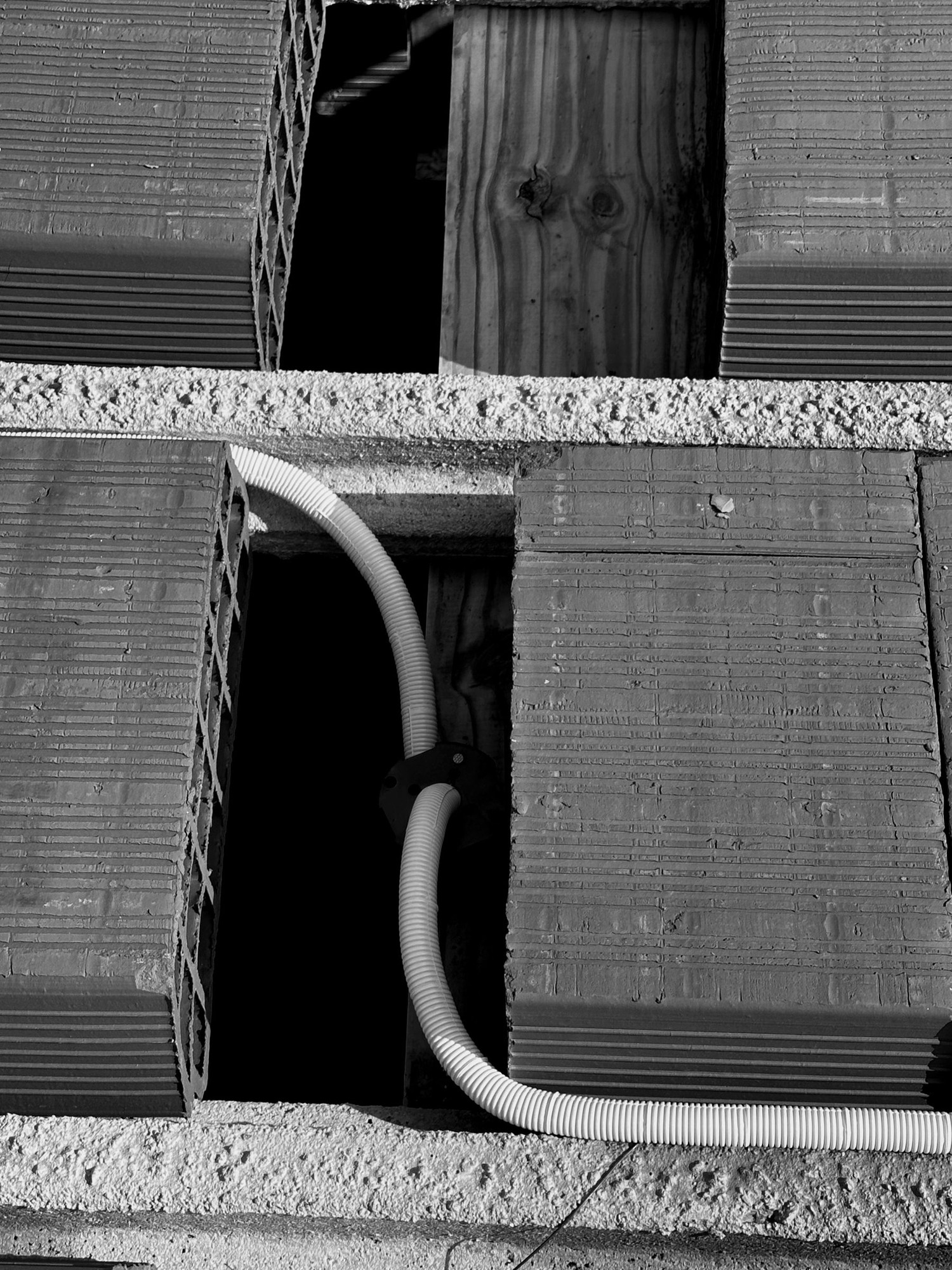 Instalación eléctrica — pase de cañería