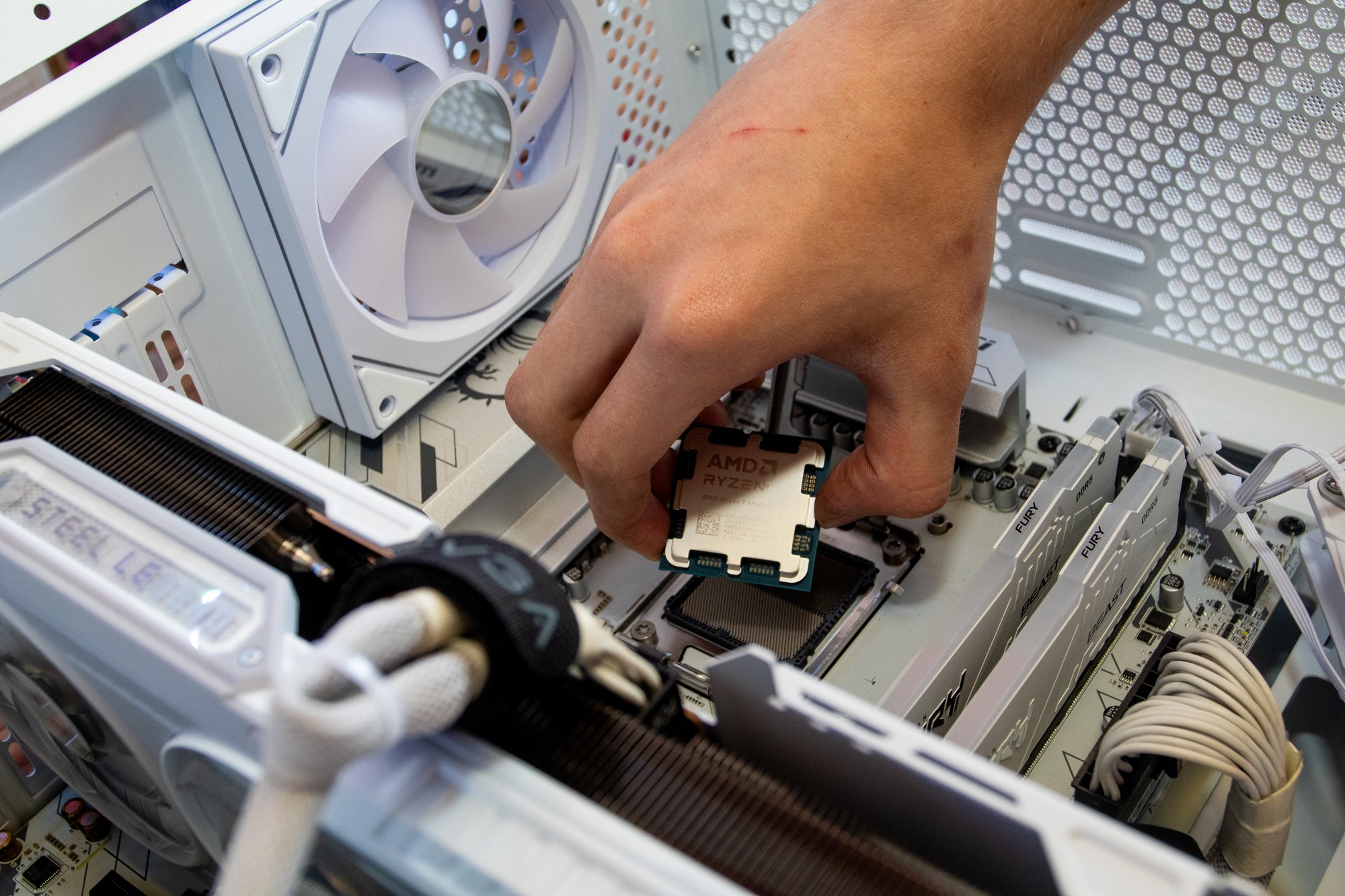 Instalace AMD Ryzen procesoru do AM5 patice — Erelen Olomouc