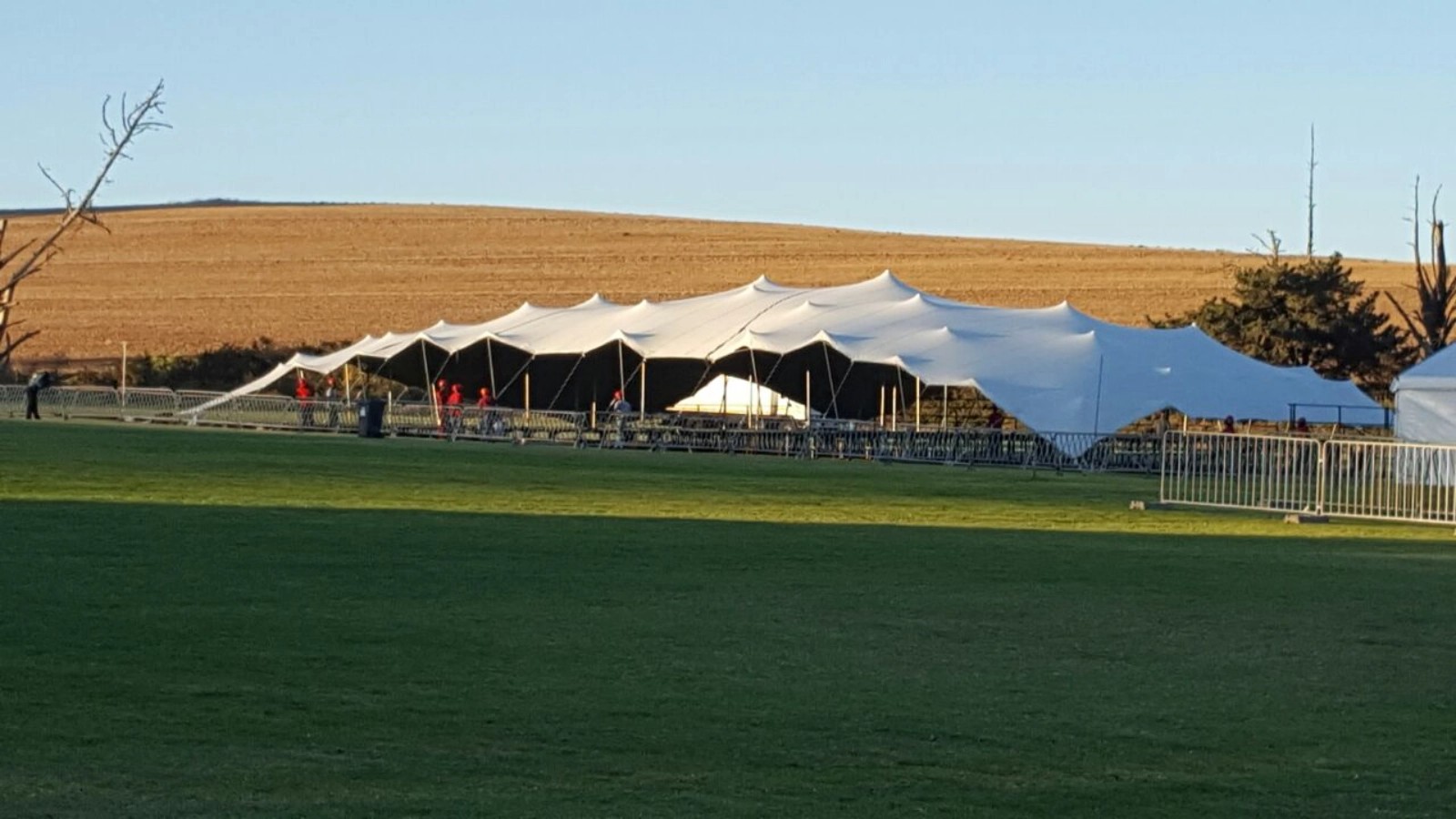 Event grass flooring setup – Cape Town