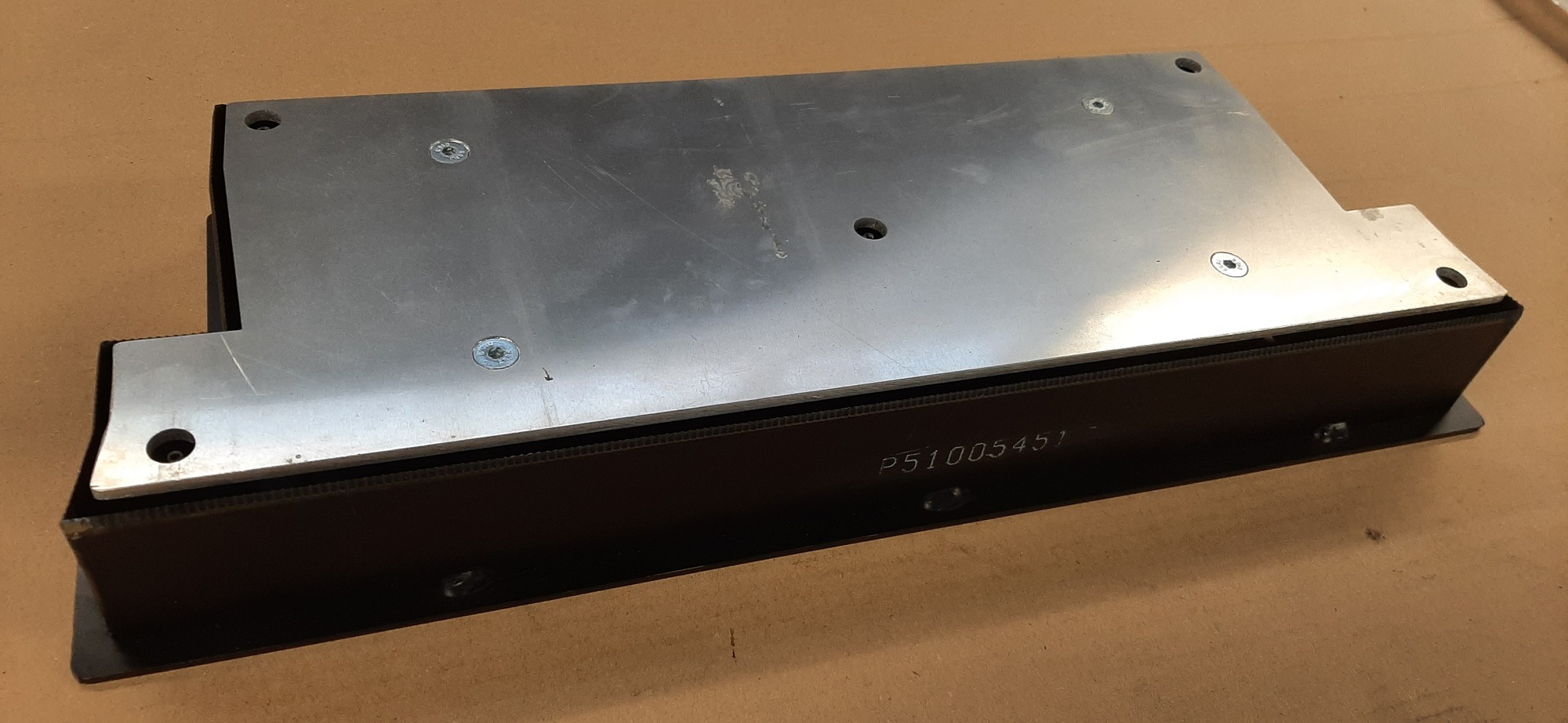 Speciální nůž P51005451 — zakázková výroba