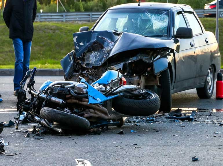 El equipo legal de Chaban Law Group que representa a víctimas de accidentes de motocicleta