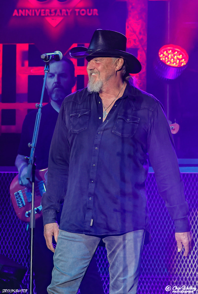 Live concert photograph by I Rock Shots
