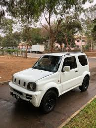 Suzuki Jimny 2010 para aluguer em São Tomé
