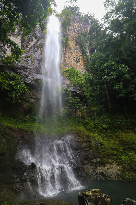 Oquê Pipi waterfall in the Príncipe rainforest