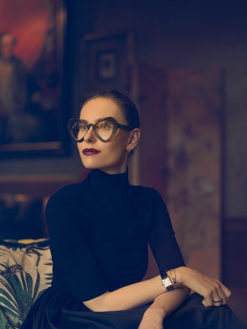 Ülsje Handcrafted Glasses photographed with the bespoke LINFIN case