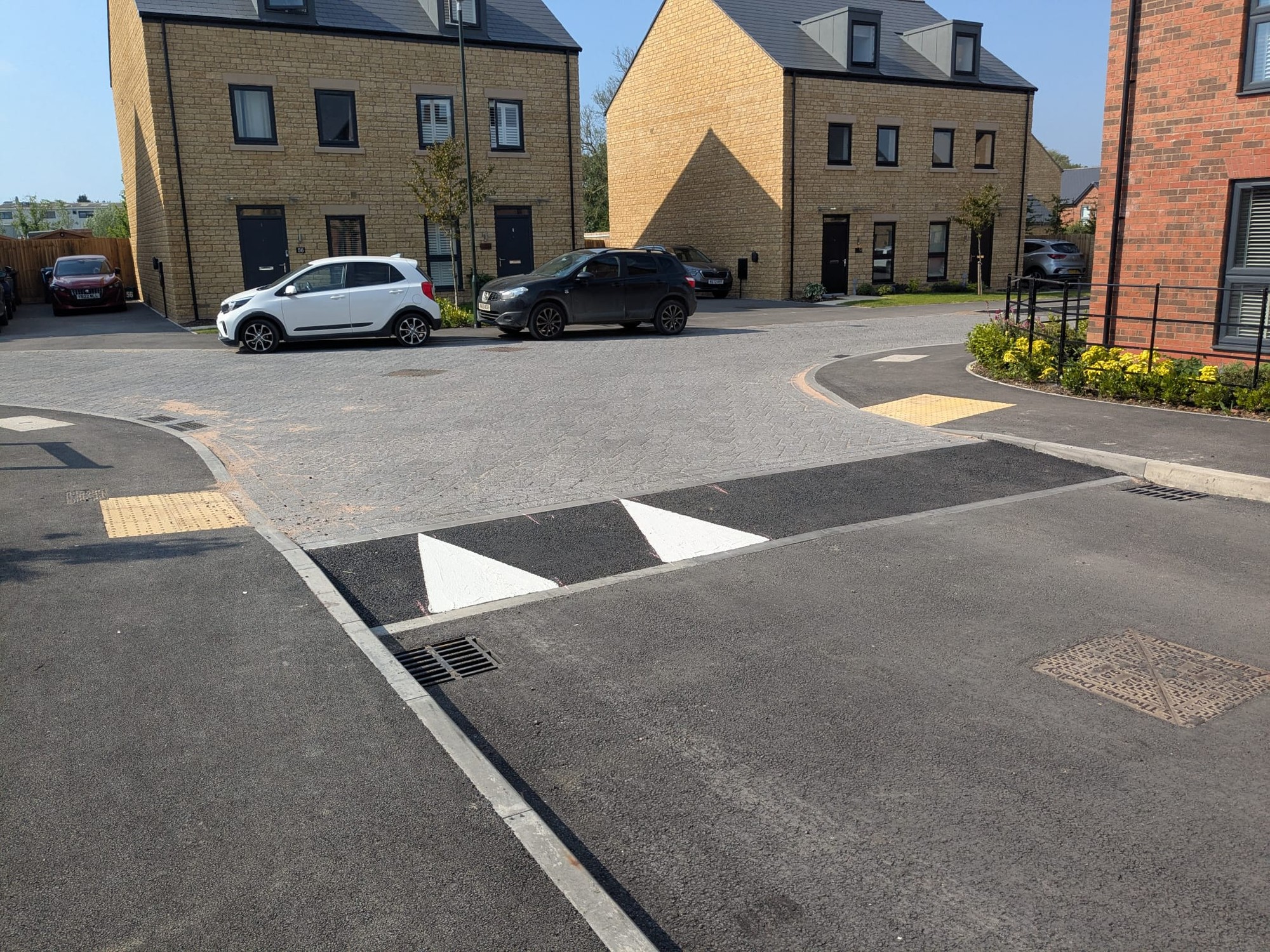 Speed Hump, Gloucester
