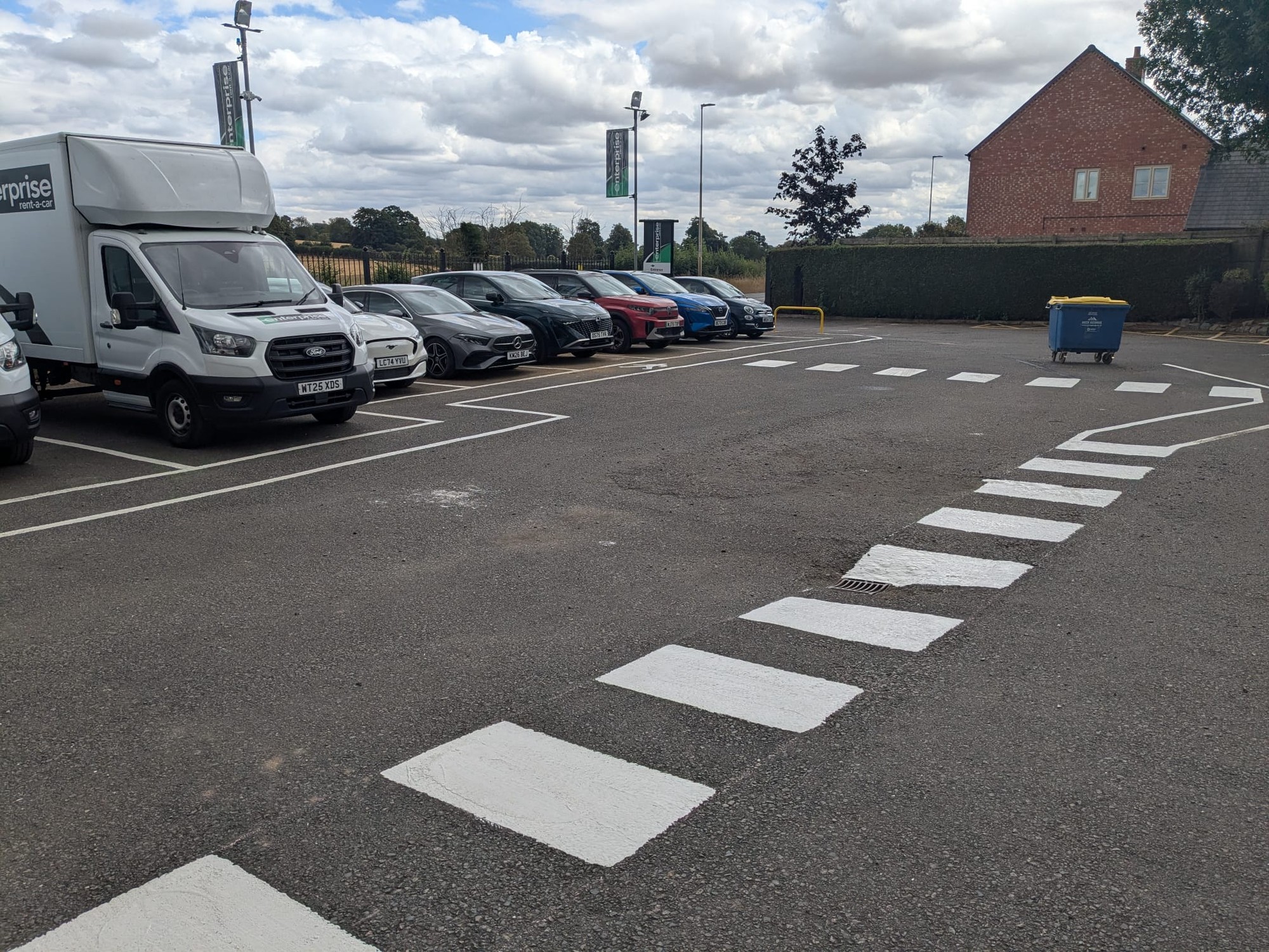 Safe Walkways, Busy Yard, Northamptonshire