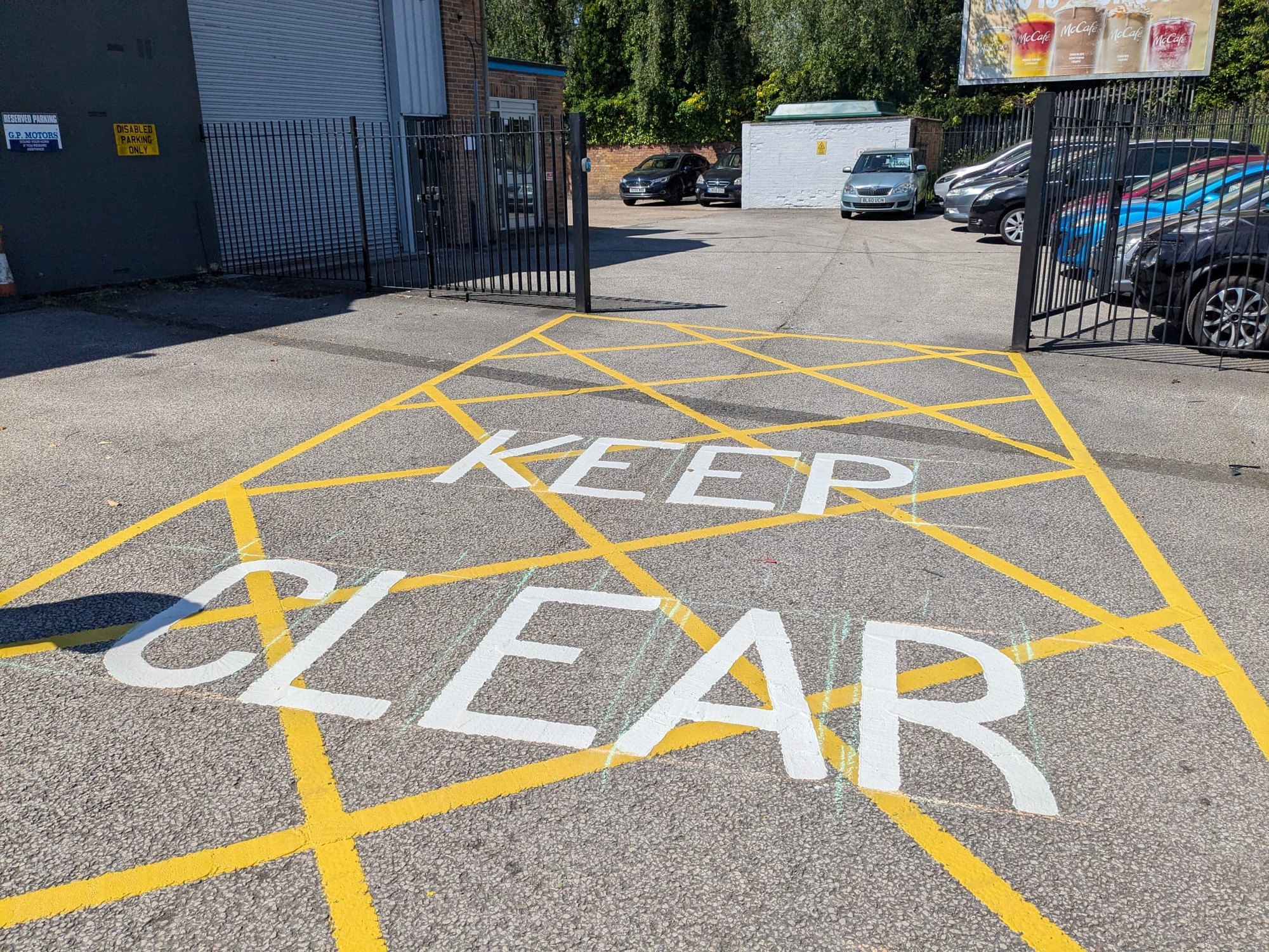 Hatching & Keep Clear Marking, Leicester