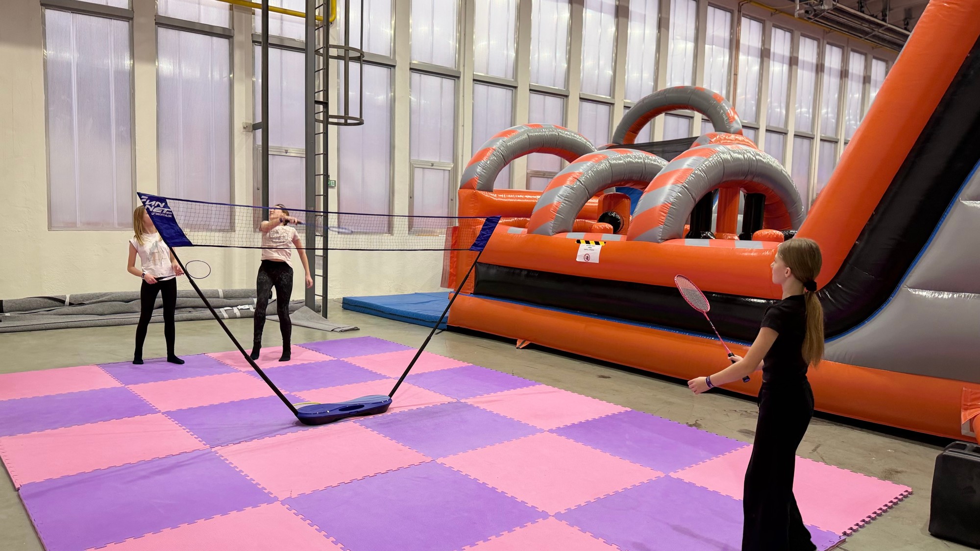 Multifunkční hřiště – foto 3