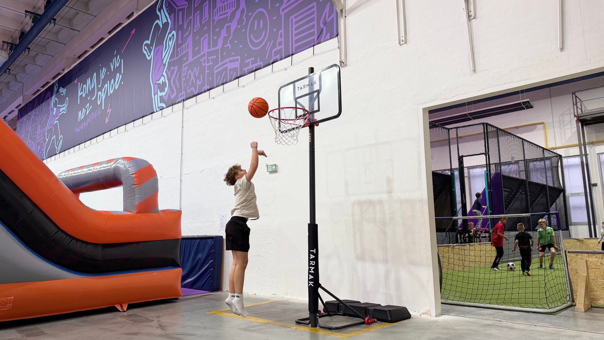 Multifunkční hřiště – foto 2