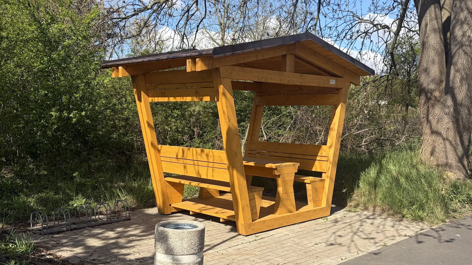 Turistické odpočívadlo u Labe