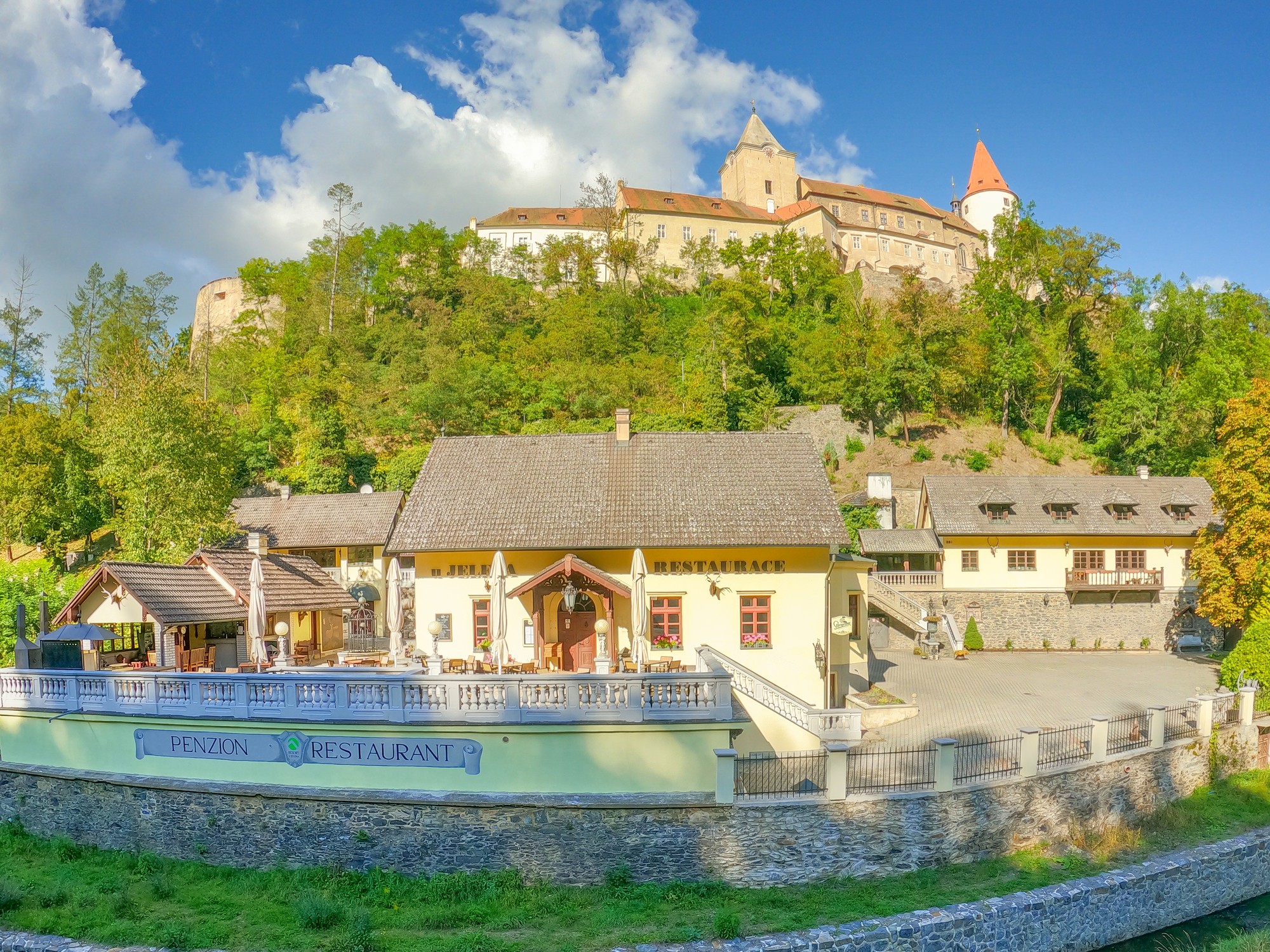 Resort U Jelena na Křivoklátě