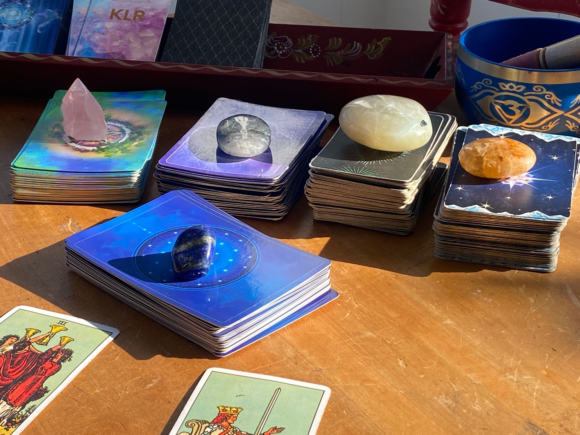 Card readings - intuitive guidance