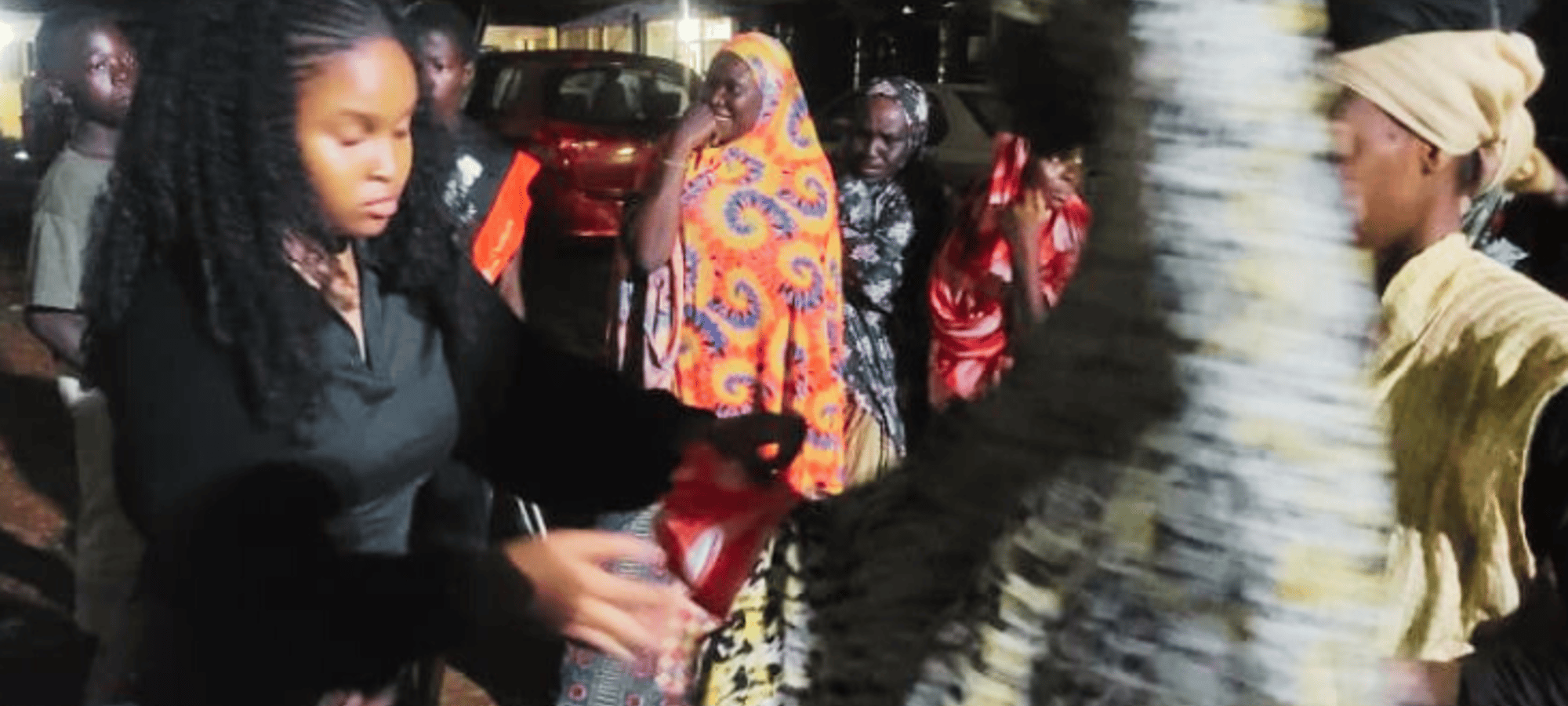 Community gathering as TWHM volunteers hand out food