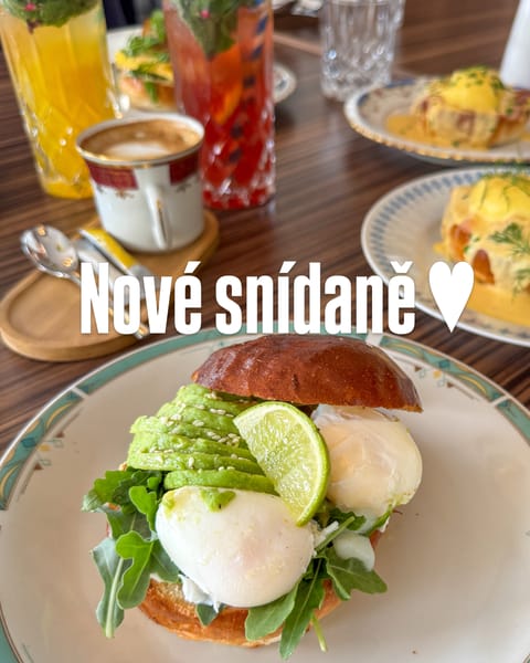 Už zítra startují nové snídaně, které byste si neměli nechat ujít 🤩 Máslové bri