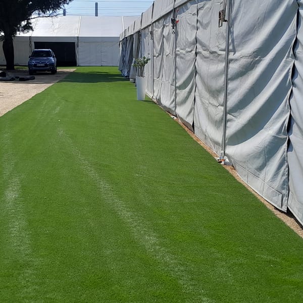 Smart Grass Event & Hire installation