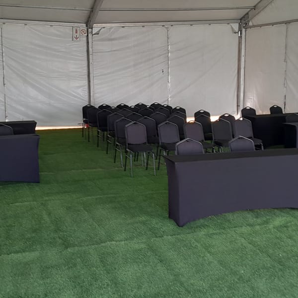 Smart Grass Event & Hire installation