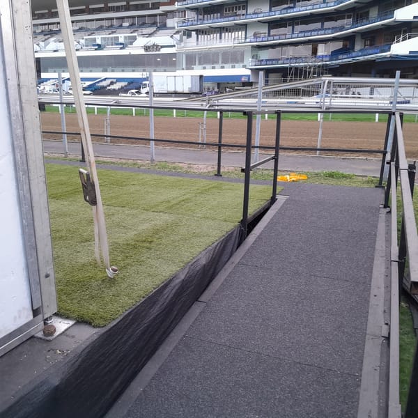 Smart Grass Event & Hire installation