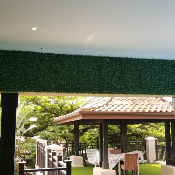 Smart Grass Artificial Hedges installation