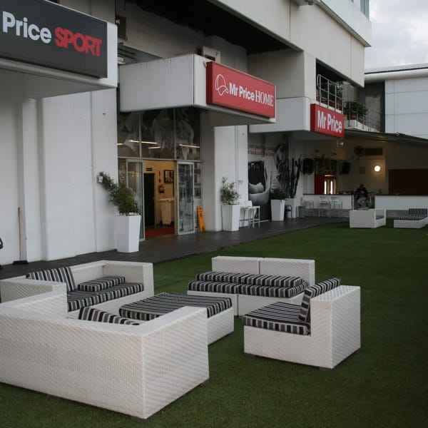 Smart Grass Event & Hire installation
