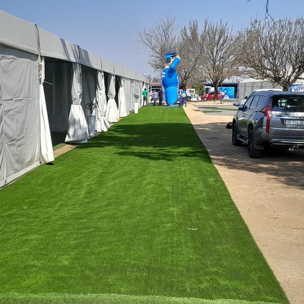 Smart Grass Event & Hire installation