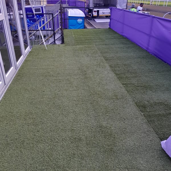 Smart Grass Event & Hire installation