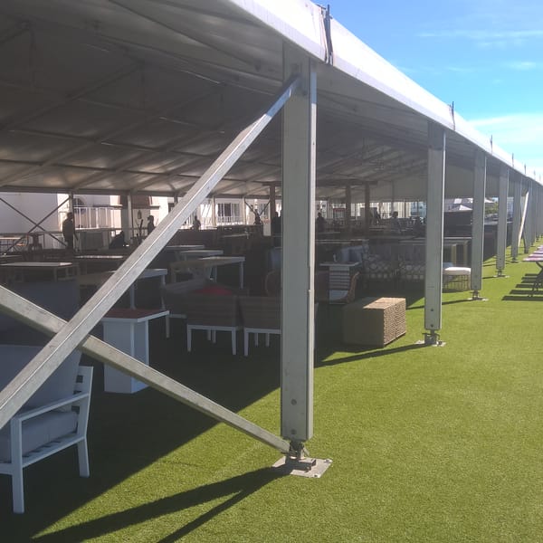 Smart Grass Event & Hire installation