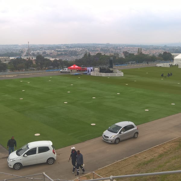 Smart Grass Event & Hire installation