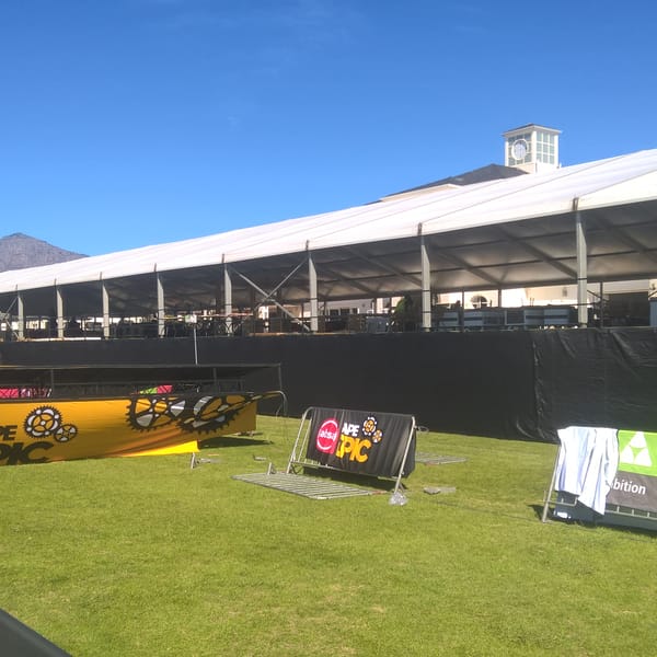 Smart Grass Event & Hire installation