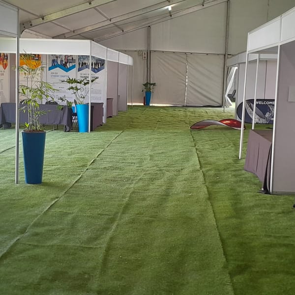 Smart Grass Event & Hire installation