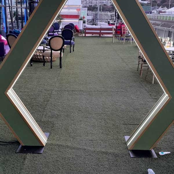 Smart Grass Event & Hire installation