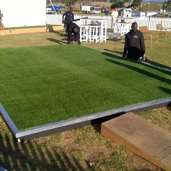 Smart Grass Event & Hire installation