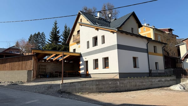 Chalupa Marika – pohled na budovu