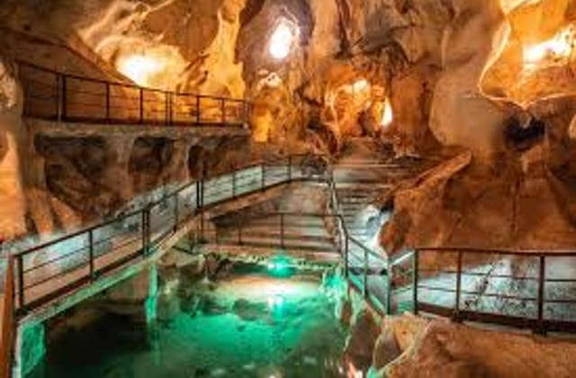 Cueva de la Victoria