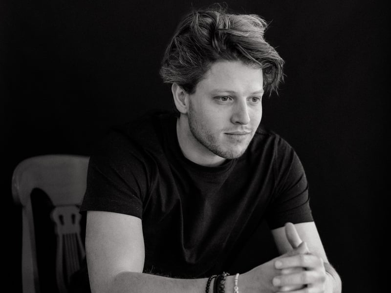Studaro-founder Jelle Van Impe vindt de student heruit: “Er is geen generatiekloof, wel een innovatiekloof”