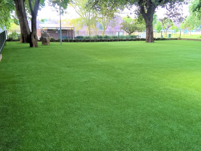 Beautiful artificial grass garden installation